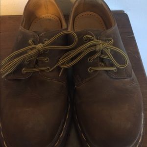 Dr Martens Brown Shoe- Size 7.5